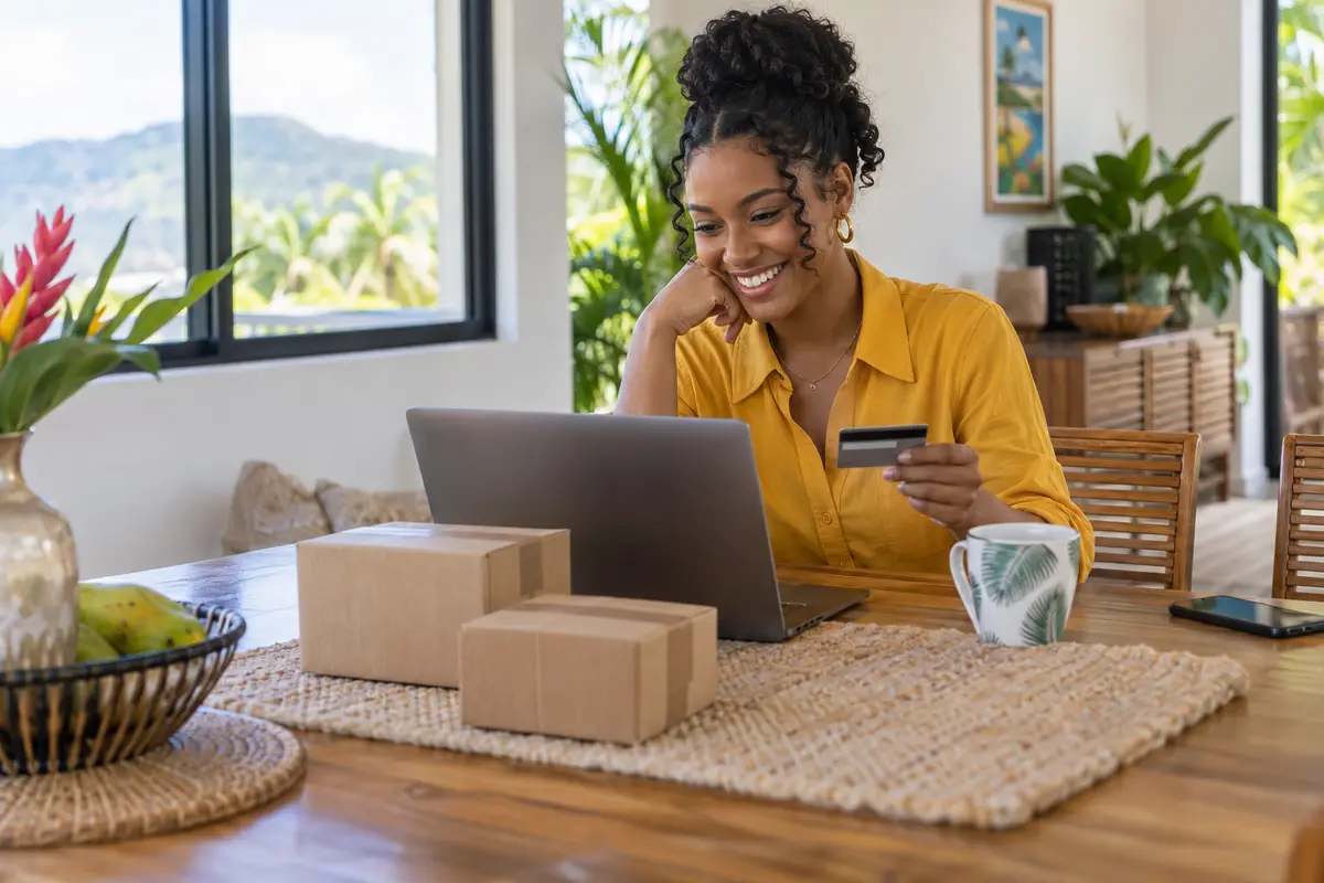 A customer shopping online using her Rushwaves US address
